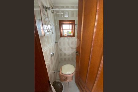 87_photo/94ce5d4bcb.912bb953107d94de-ATLAS-53f8d9e4-4f4e-45f0-8b05-bce2ff1e8553.jpg de casa para alugar com 4 quartos, 270m² em Vila Metalúrgica, Santo André