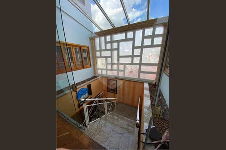 65_photo/94ce5d4bcb.912bb953107d94de-ATLAS-75f82af2-ec64-4237-a3b5-c7194bcacbd9.jpg de casa para alugar com 4 quartos, 270m² em Vila Metalúrgica, Santo André