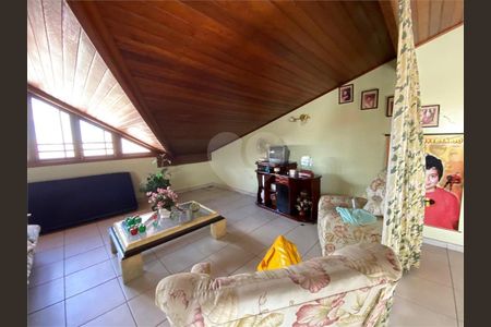 79_photo/94ce5d4bcb.912bb953107d94de-ATLAS-9e42b6b2-8417-454d-933d-0ceea152605e.jpg de casa para alugar com 4 quartos, 270m² em Vila Metalúrgica, Santo André