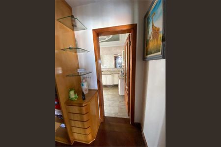 53_photo/94ce5d4bcb.912bb953107d94de-ATLAS-d9843f94-de2c-48b1-915c-077b5b5ee117.jpg de casa para alugar com 4 quartos, 270m² em Vila Metalúrgica, Santo André