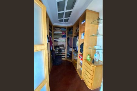 67_photo/94ce5d4bcb.912bb953107d94de-ATLAS-f412fcbd-d638-42d7-9036-e7e08c9e01e3.jpg de casa para alugar com 4 quartos, 270m² em Vila Metalúrgica, Santo André