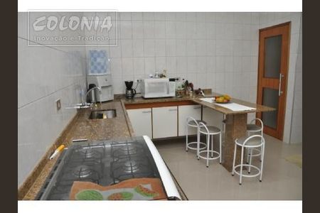 77_photo/94ce5d51db.ea5fcceed01e0440-ATLAS-9ac77779-ed71-46b7-aa28-e053db055a46.jpg de casa para alugar com 3 quartos, 263m² em Vila Camilópolis, Santo André