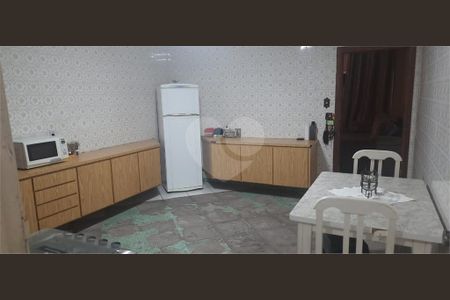 3_photo/94ce5d548d.e31a495c18706ffc-ATLAS-eb9614e0-9edb-4a0b-a4cf-312f2d1ac800.jpg de casa à venda com 3 quartos, 136m² em Jardim Utinga, Santo André