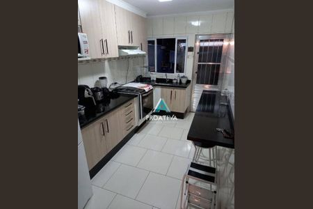 7_photo/94ce5d557f.b0f8868573f934b9-ATLAS-b25e7e5a-b4f0-4bcd-9dc6-29a18ea463e0.jpg de casa à venda com 2 quartos, 68m² em Jardim Utinga, Santo André