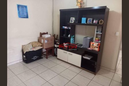 5_photo/94ce5e3343.ceff8192393c33de-ATLAS-6220082f-d01e-4012-98d7-80a4fed6d1c7.jpg de casa à venda com 1 quarto, 50m² em Cangaiba, São Paulo