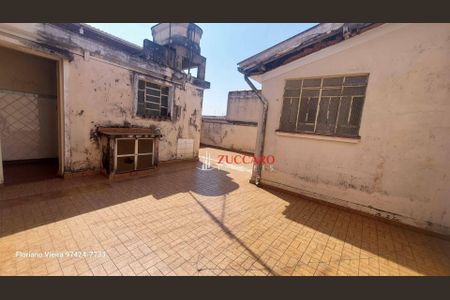 10_photo/94ce5f0a89.b9d7d13f3a4e3457-ATLAS-3a56231a-cebb-4ea0-8d9b-e6028066f9d3.jpg de casa à venda com 2 quartos, 90m² em Vila Zamataro, Guarulhos