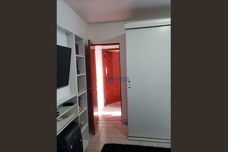 12_photo/94ce5f6b99.c3f00cfadba54684-ATLAS-5610e463-66b9-4e2d-9d05-ed5a57a0b672.jpg de casa à venda com 4 quartos, 140m² em Parque Novo Mundo, São Paulo