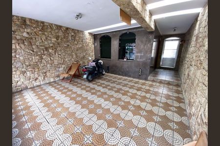 91_photo/94ce5f6beb.a7b2593691b93303-ATLAS-b412ffdc-182f-49ad-be8b-99c5dc11ac4d.jpg de casa para alugar com 4 quartos, 133m² em Parque Novo Mundo, São Paulo