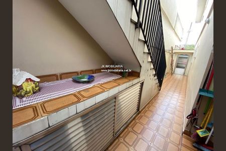 53_photo/94ce5f6beb.a7b2593691b93303-ATLAS-b9e284c2-e544-4ef0-88e6-41783bc9a02c.jpg de casa para alugar com 4 quartos, 133m² em Parque Novo Mundo, São Paulo