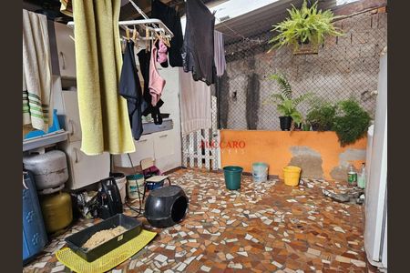 6_photo/94ce5f743b.04f4efb4ec0e2ec3-ATLAS-9d58ceab-a501-403b-9bea-21028979cd17.jpg de casa à venda com 5 quartos, 136m² em Jardim Munhoz, Guarulhos