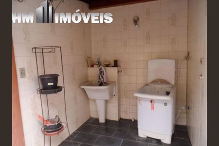 6_photo/94ce5f7459.49c40a4e0c1b1036-ATLAS-5d8f5ca8-0e74-4a53-a65e-3f3c5eaef828.jpg de casa à venda com 2 quartos, 150m² em Jardim Munhoz, Guarulhos