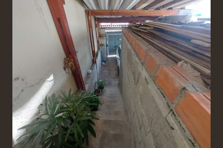 11_photo/94ce5f7559.8bb4f664ea44ba9c-ATLAS-e22b5d28-25d5-4cd4-b702-224b6b1033e3.jpg de casa à venda com 4 quartos, 199m² em Jardim Munhoz, Guarulhos