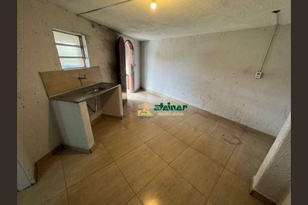 5_photo/94ce5f75a9.6a412552f7b2ade9-ATLAS-807fe653-0de0-4351-96dc-acf51690e5e5.jpg de casa para alugar com 1 quarto, 70m² em Jardim Munhoz, Guarulhos