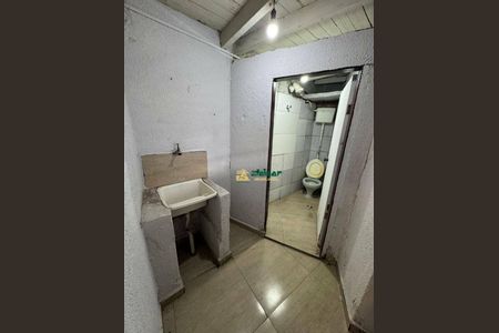 7_photo/94ce5f75a9.6a412552f7b2ade9-ATLAS-ce85a89f-94ca-4bce-ac69-816c3ca277bf.jpg de casa para alugar com 1 quarto, 70m² em Jardim Munhoz, Guarulhos