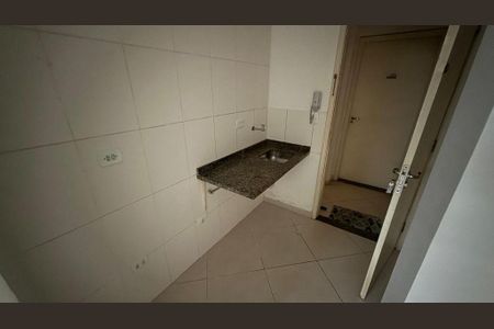 15_photo/94ce5f75ff.bf5c621edf297adb-ATLAS-5047b3c8-ee6a-4211-b2df-0e43fcf35ecb.jpg de kitnet/studio para alugar com 1 quarto, 15m² em Jardim Munhoz, Guarulhos