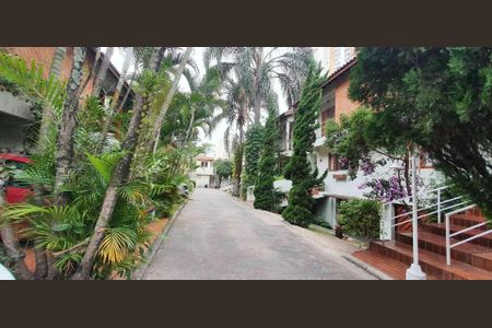 11_photo/94ce5f8745.8f3f2a47dd94676f-ATLAS-3c6b8d7a-896a-4d69-92ac-8ccc161fe386.jpg de casa de condomínio à venda com 2 quartos, 87m² em Vila Sao Joao, Guarulhos