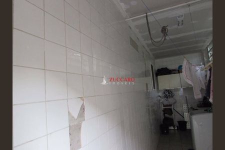 7_photo/94ce5f88f3.013a08b65df63c4c-ATLAS-3770a4b6-d0c7-4624-b9dc-e5c348aa4220.jpg de casa à venda com 3 quartos, 186m² em Vila Augusta, Guarulhos