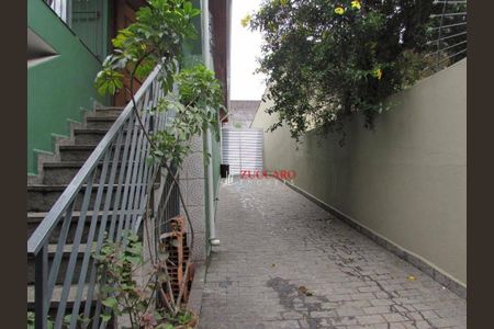 10_photo/94ce5f88f3.013a08b65df63c4c-ATLAS-93a0571e-efd5-4e8a-9eb6-bb41001407d0.jpg de casa à venda com 3 quartos, 186m² em Vila Augusta, Guarulhos