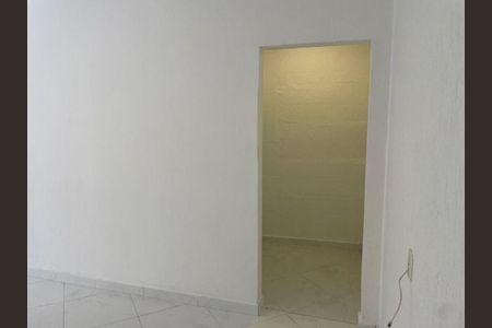 8_photo/94ce5f89b3.ab41e4e09fc2bc48-ATLAS-5701bb97-8f55-45ad-90f9-ad136f11fa6b.jpg de casa à venda com 3 quartos, 70m² em Vila Augusta, Guarulhos