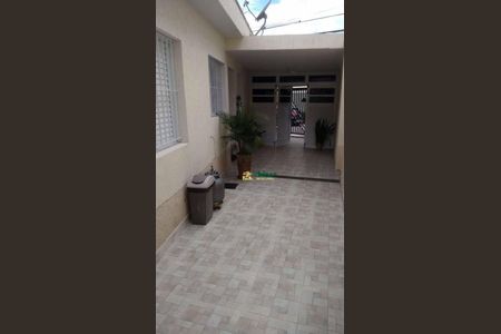 8_photo/94ce5f99e3.2710d3749f5e1bd0-ATLAS-70008104-fb04-46de-a26b-e0ad6adde89f.jpg de casa à venda com 3 quartos, 162m² em Jardim Frizzo, Guarulhos