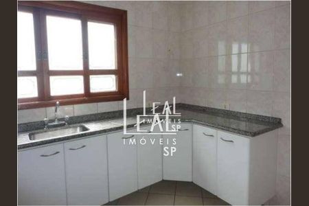 6_photo/94ce5f99e5.d1c112b0f033147e-ATLAS-a09c8583-48e0-4516-ae9c-9f8d4d8fd13b.jpg de casa à venda com 3 quartos, 320m² em Jardim Frizzo, Guarulhos