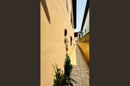 6_photo/94ce5f9a05.2d782e9ced6b4695-ATLAS-ac33ea80-233d-4678-b586-bfe3c8cf6ae8.jpg de casa à venda com 3 quartos, 198m² em Vila Venditti, Guarulhos