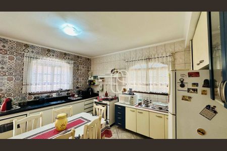 19_photo/94ce5f9a05.2d782e9ced6b4695-ATLAS-b89907ac-de9b-488b-85c4-a365dc29e99b.jpg de casa à venda com 3 quartos, 198m² em Vila Venditti, Guarulhos