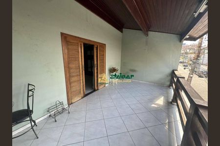 31_photo/94ce5f9a05.3b23032810cd57f9-ATLAS-184aca79-4ff0-4ef1-bf25-1a03256b0cb2.jpg de casa à venda com 3 quartos, 240m² em Vila Venditti, Guarulhos