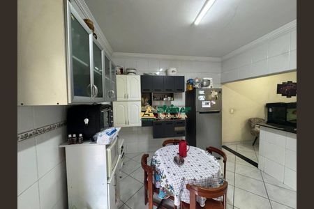 13_photo/94ce5f9a05.3b23032810cd57f9-ATLAS-3ef7d72b-2326-4973-a8fc-1bf89305b31a.jpg de casa à venda com 3 quartos, 240m² em Vila Venditti, Guarulhos