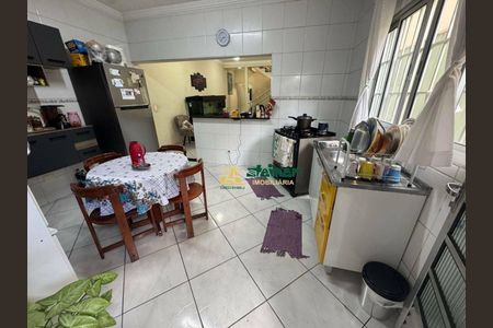 14_photo/94ce5f9a05.3b23032810cd57f9-ATLAS-70f893a9-8faf-4bde-8953-c62cbee28ac0.jpg de casa à venda com 3 quartos, 240m² em Vila Venditti, Guarulhos
