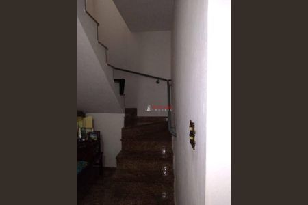 5_photo/94ce5f9a05.7a29e1a7142aa263-ATLAS-139730e3-e5f3-4aa0-b736-d518695c6f2e.jpg de casa à venda com 4 quartos, 198m² em Vila Venditti, Guarulhos