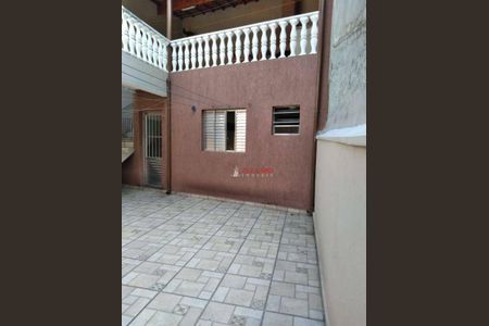 7_photo/94ce5f9a05.7a29e1a7142aa263-ATLAS-8cf45d4e-9134-4d35-850b-e25384c28b4d.jpg de casa à venda com 4 quartos, 198m² em Vila Venditti, Guarulhos