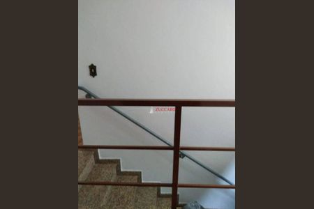 37_photo/94ce5f9a05.7a29e1a7142aa263-ATLAS-d5daf96c-3ece-4589-bd5c-9f13c54cb78c.jpg de casa à venda com 4 quartos, 198m² em Vila Venditti, Guarulhos