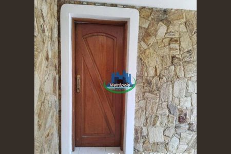 11_photo/94ce5f9a55.014d739fb69e46b1-ATLAS-dfd2dddd-c3c1-417f-9ca2-578c41f79f66.jpg de casa para alugar com 4 quartos, 380m² em Vila Herminia, Guarulhos