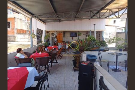 8_photo/94ce5f9a5f.081b0c9daab245fb-ATLAS-5dc09ff3-5bb0-4108-bf29-74d1d79e54e7.jpg de casa à venda com 4 quartos, 222m² em Vila Herminia, Guarulhos