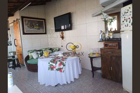 1_photo/94ce5f9a5f.081b0c9daab245fb-ATLAS-961d700b-854a-4d6c-97db-befa2f07e591.jpg de casa à venda com 4 quartos, 222m² em Vila Herminia, Guarulhos