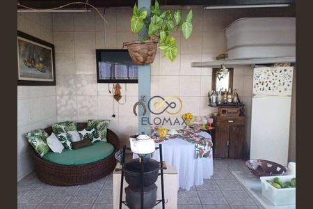 9_photo/94ce5f9a5f.0f81dd1a9a4f6ffb-ATLAS-25602128-2a56-401a-9ed8-fa2b0be7e6cd.jpg de casa à venda com 4 quartos, 221m² em Vila Herminia, Guarulhos