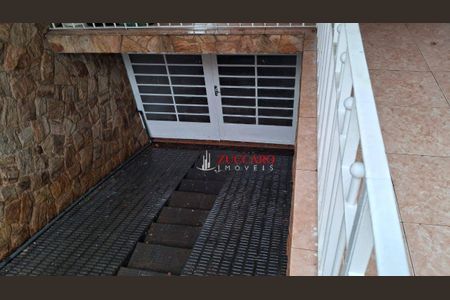 5_photo/94ce5f9bbf.9e1eb35fa2f80798-ATLAS-ae5fb565-2ae4-43ae-aca4-7be8c286b84c.jpg de casa para alugar com 4 quartos, 495m² em Vila Herminia, Guarulhos