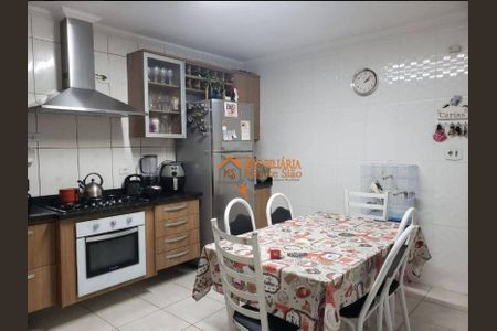 6_photo/94ce5f9c69.6bc6d6e3d41508d6-ATLAS-1dfbd11d-7cbd-4666-9f71-1c10cd356d88.jpg de casa à venda com 2 quartos, 137m² em Vila Herminia, Guarulhos