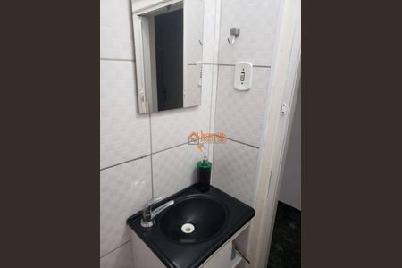 11_photo/94ce5f9c69.6bc6d6e3d41508d6-ATLAS-7fa74e70-9abb-4aa6-8608-7db0cf0087f2.jpg de casa à venda com 2 quartos, 137m² em Vila Herminia, Guarulhos