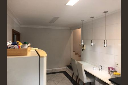 4_photo/94ce5f9e09.b91e6213a8488769-ATLAS-c8ad8ffe-7131-401b-aa8a-48de4d545503.jpg de casa para alugar com 3 quartos, 400m² em Jardim Munhoz, Guarulhos