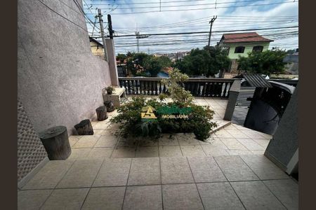 6_photo/94ce5f9e09.fe3a7304baed6989-ATLAS-458e1a5d-2f52-424c-84ec-4e8d8ef9836b.jpg de casa para alugar com 3 quartos, 120m² em Jardim Munhoz, Guarulhos