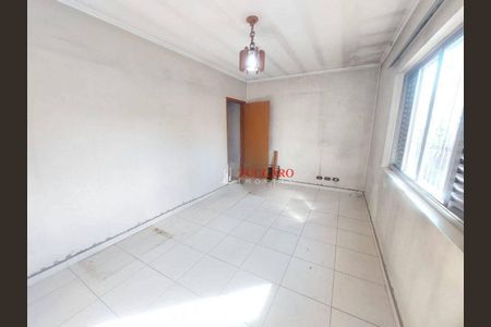 5_photo/94ce5f9eb9.192e726e132002f8-ATLAS-76011b67-5d89-4dc7-b659-e67900a1f715.jpg de casa à venda com 3 quartos, 170m² em Parque Goncalves Junior, Guarulhos