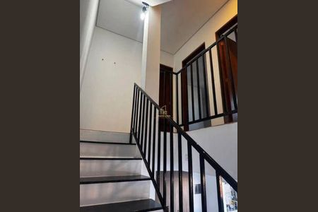 2_photo/94ce5f9ecd.2f15d505e37c7ac5-ATLAS-174fe537-04d9-4c61-aac9-b9f68b6a7e6e.jpg de casa à venda com 3 quartos, 250m² em Parque Goncalves Junior, Guarulhos