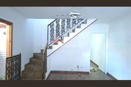 5_photo/94ce5f9f55.93b8fa184532727f-ATLAS-c9074e4b-f164-4f6a-812c-e7366092b3bc.jpg de casa de condomínio à venda com 4 quartos, 168m² em Vila Adelaide Perella, Guarulhos