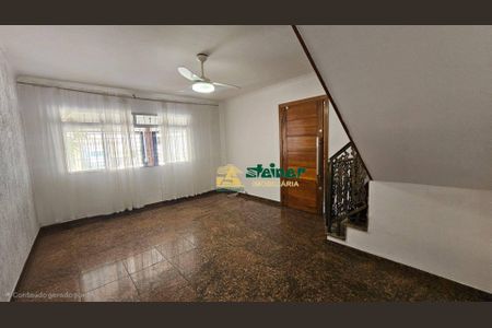 5_photo/94ce5f9f55.f8fe3b6136776221-ATLAS-1c54626e-7ce0-4a27-92a2-e9f0cebec2c3.jpg de casa à venda com 4 quartos, 180m² em Vila Adelaide Perella, Guarulhos