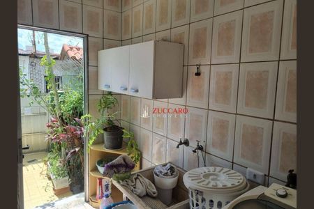 4_photo/94ce5fa0bb.a8f345a1f7c9eace-ATLAS-36440206-f9d5-4ceb-8f4e-737fb9d290d2.jpg de casa à venda com 3 quartos, 120m² em Vila Zamataro, Guarulhos