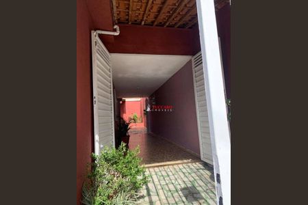 3_photo/94ce5fa0d3.1b3922a456fb2c9f-ATLAS-a477e7fa-d413-402d-b3c6-7d12698d0043.jpg de casa à venda com 2 quartos, 88m² em Vila Zamataro, Guarulhos