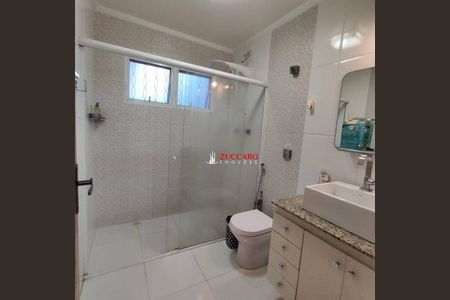 5_photo/94ce5fa185.82d60d4a6b7f5d9d-ATLAS-1e28dd6d-945f-4407-b028-6e2fd68bc72b.jpg de casa à venda com 4 quartos, 224m² em Vila Adelaide Perella, Guarulhos