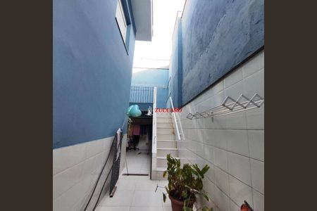 17_photo/94ce5fa185.82d60d4a6b7f5d9d-ATLAS-91dfb440-815e-4a4e-8ba4-e4a2e72ef902.jpg de casa à venda com 4 quartos, 224m² em Vila Adelaide Perella, Guarulhos